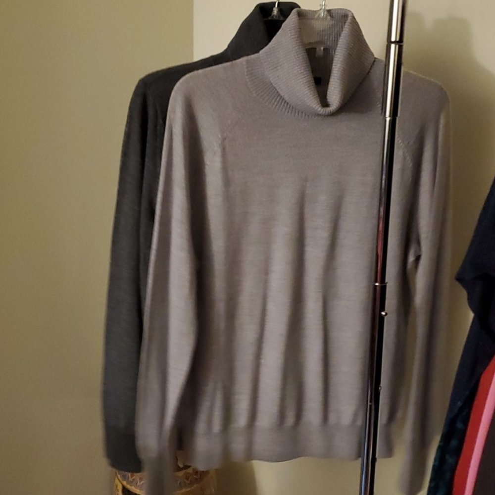 Woman's clothes